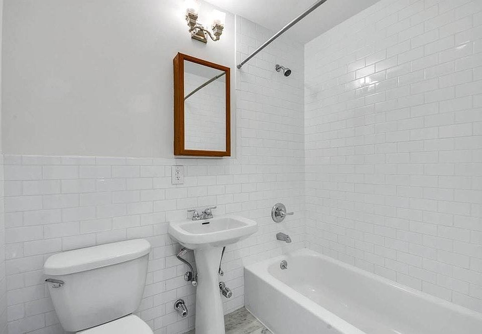 1st image of 7 Cornelia St #C2