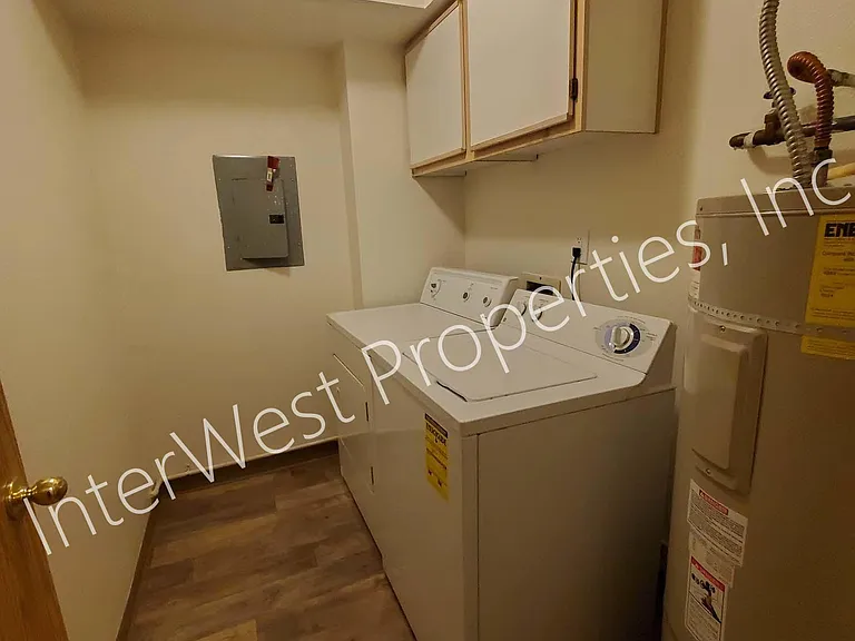 3025 S Troutdale Rd — Photo 12
