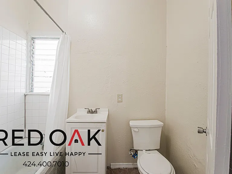 2966 James M Wood Blvd #2 — Photo 11