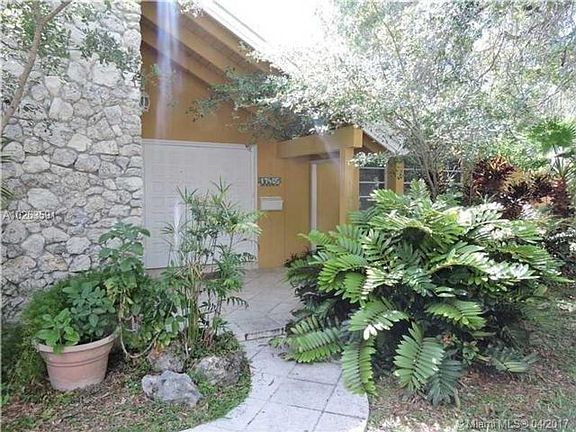 2nd image of 17405 SW 84th Ave