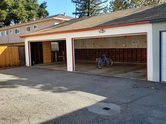 3rd image of 833 Live Oak Ave #8