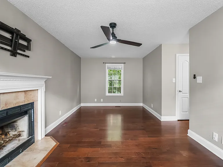 3795 McAllister Dr — Photo 12