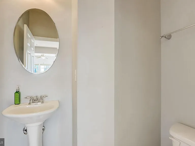 1709 Hayle Dr — Photo 24