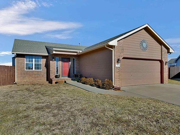 2nd image of 742 S Cherrywood Ct