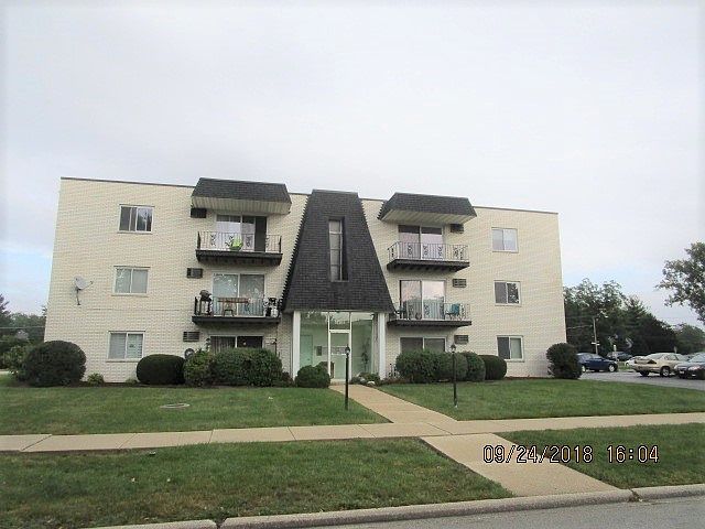 1st image of 12817 Carriage Ln APT 11