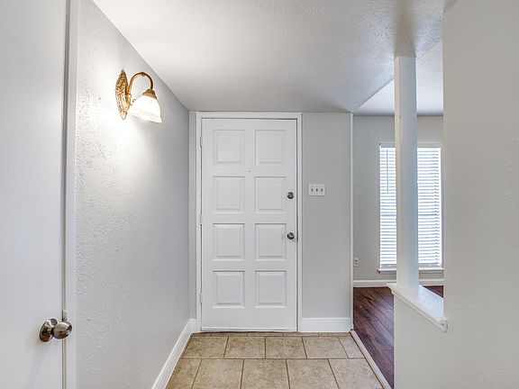 3rd image of 6711 Greenfield Dr