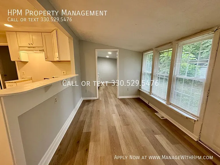 612 Guy St NW — Photo 10