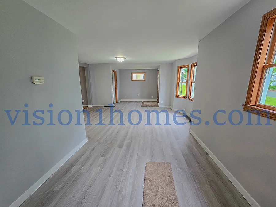 2 bed, 1018 sqft, $1,000 — Photo 2