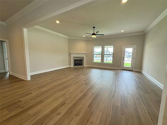 4th image of 1813 Rosalie Ct