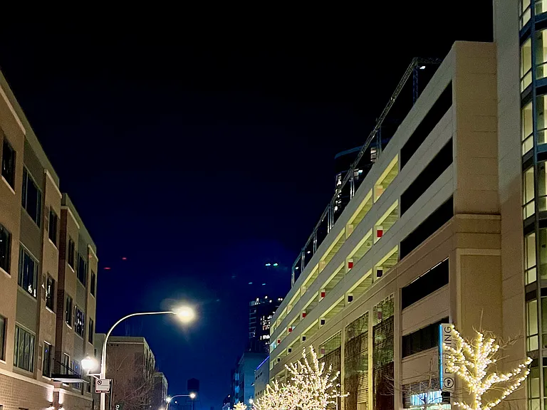 W Eastman St — Photo 15