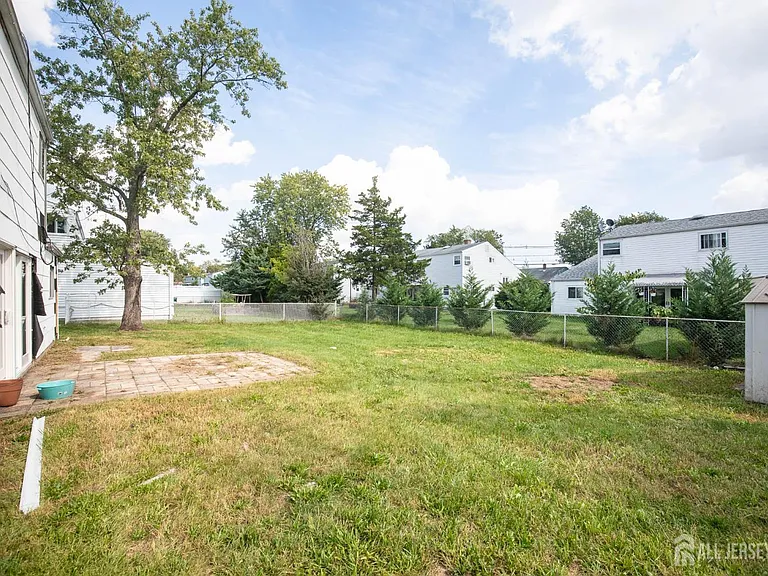 23 Sims Rd — Photo 4