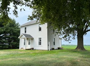 15822 Sand Ridge Rd, Bowling Green, OH 43402