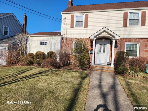 146 Manning Ave, River Edge, NJ 07661