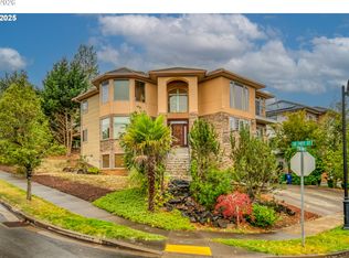 12491 SE Capri Ct, Happy Valley, OR 97086