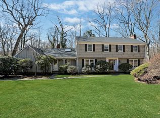 7 Lantern Ln, Darien, CT 06820