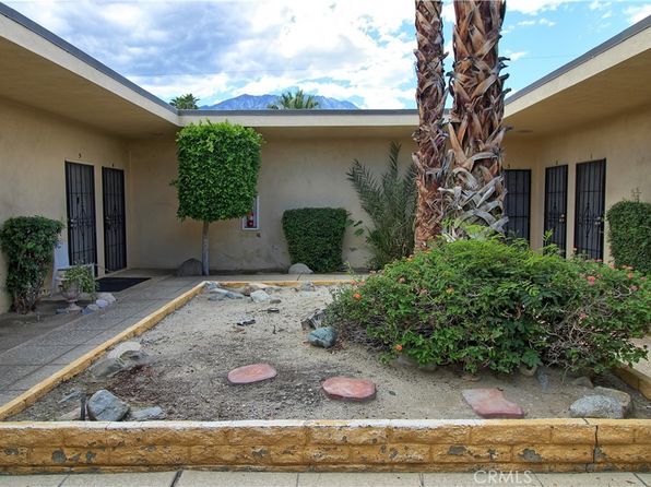 567 Desert Way APT 2