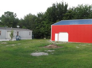 21595 Spring Hill Rd, Creal Springs, IL 62922