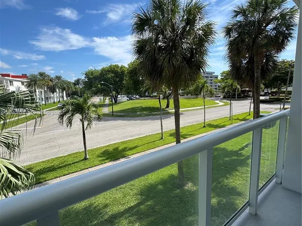 1600 NE 114th St, Miami, FL