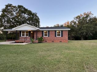 2822 Nation Rd, Hodges, SC 29653