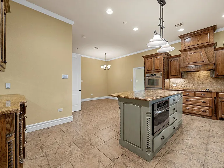7030 Flagstone Cir — Photo 7