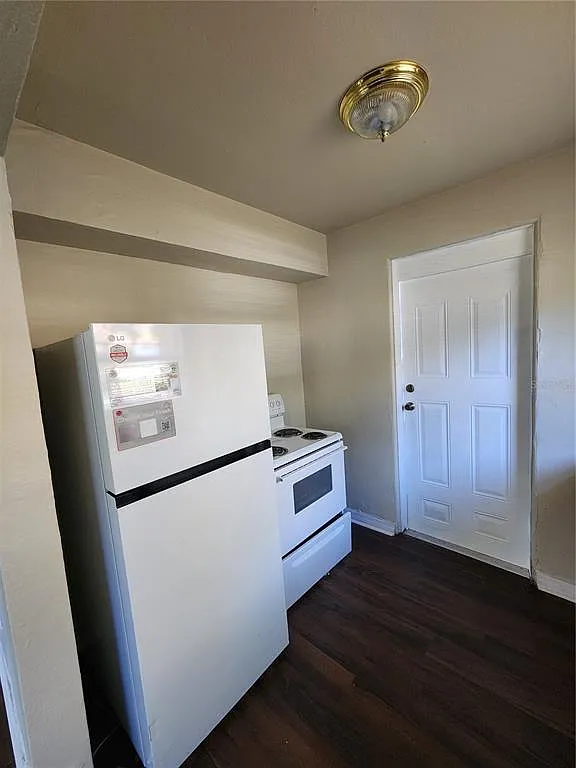 2 bed, 1.0 bath, 850 sqft, $1,650 — Photo 4
