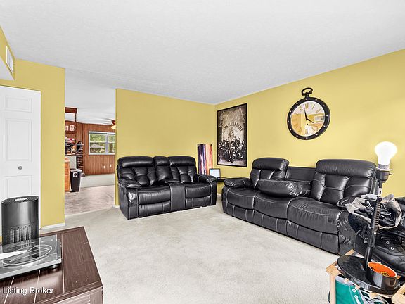 4th image of 6511 Maravian Dr