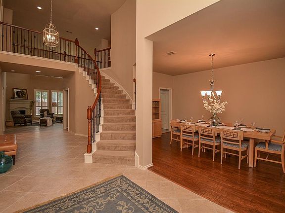 2nd image of 2812 Green Mountain Dr