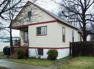 1608 Woodside Ave, Bay City, MI 48708