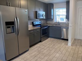 1250 Denning Dr