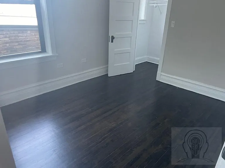 1010 W Dakin St #3 — Photo 13