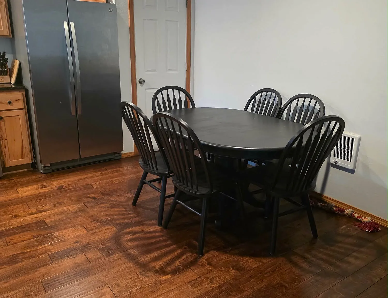 2 bed, 1000 sqft, $1,750 — Photo 2