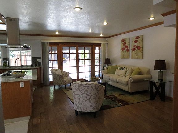 4th image of 1790 Bethany Ave