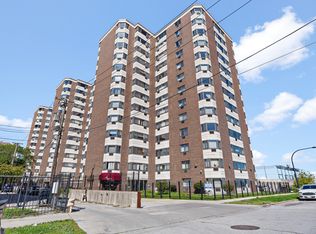 7337 S South Shore Dr APT 1419, Chicago, IL 60649