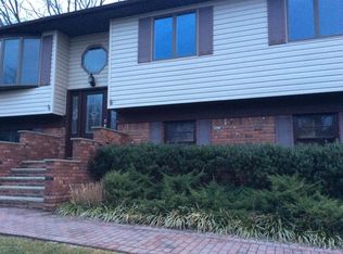 4 Decker Dr, Leonardo, NJ 07737