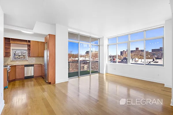 Sold by (Legacy) Elegran | media 2