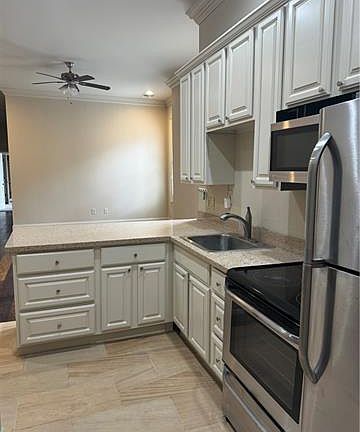 4th image of 2417 Napoleon Ave