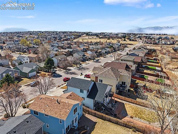 4th image of 5226 Balsam St