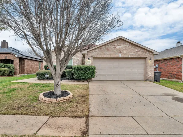 7449 Grass Valley Trl, Fort Worth, TX 76123