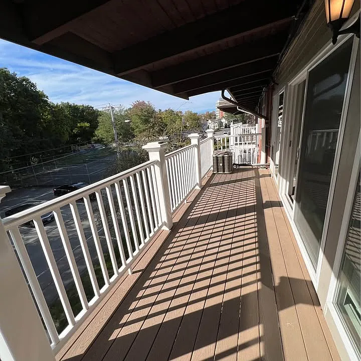 Westgate Dr