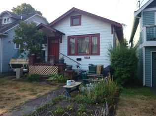 727 N 87th St, Seattle, WA 98103