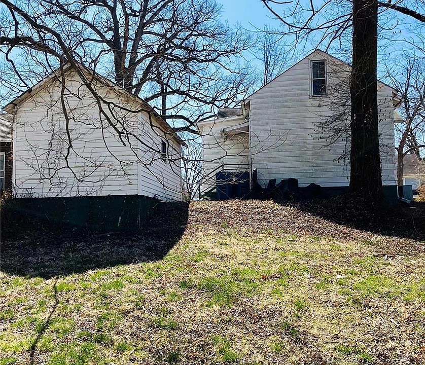 3100 Leverett St, Alton, IL 62002 Zillow