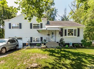 709 Exeter Rd, Linden, NJ 07036