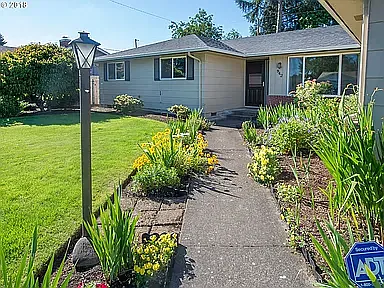 3 bed, 1670 sqft, $2,400 — Photo 3