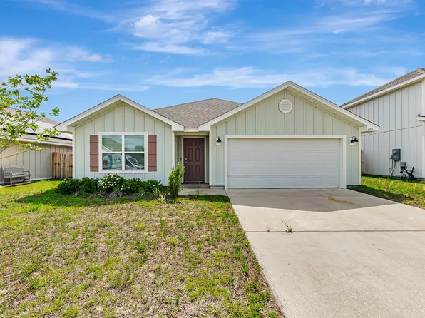 205 Laurel Hill St, Crestview, FL 32539