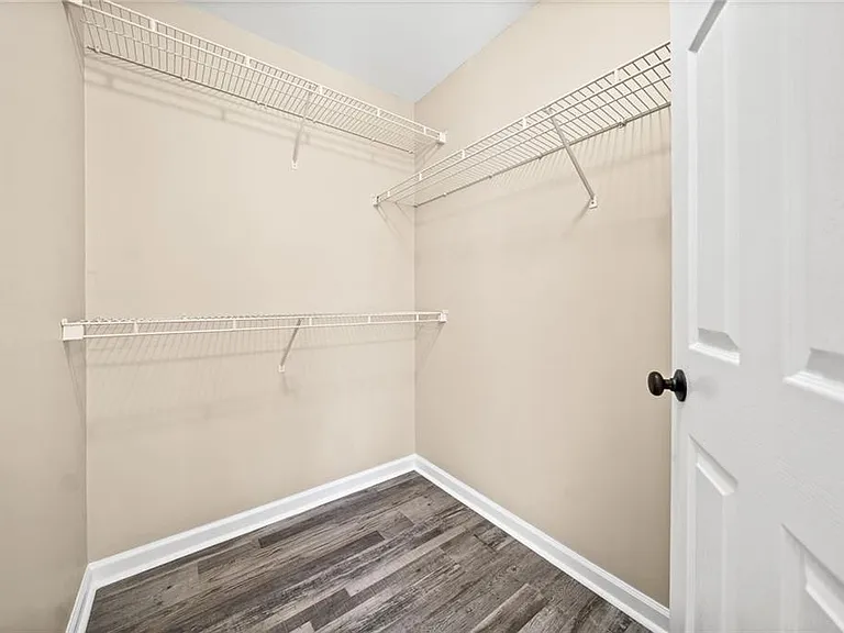 228 Hawkins Farm Cir — Photo 23