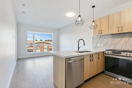 14858 60th Ave #306 Photo 1