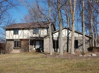 771 Skyland Dr, Macedonia, OH 44056