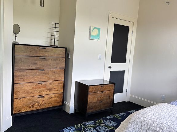 3rd image of 4320 Royal Anne Dr #1