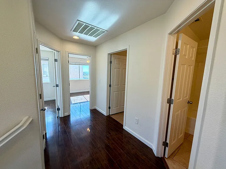 10433 Concetta Ave — Photo 14