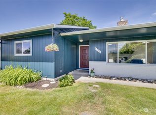 7727 272nd St NW, Stanwood, WA
